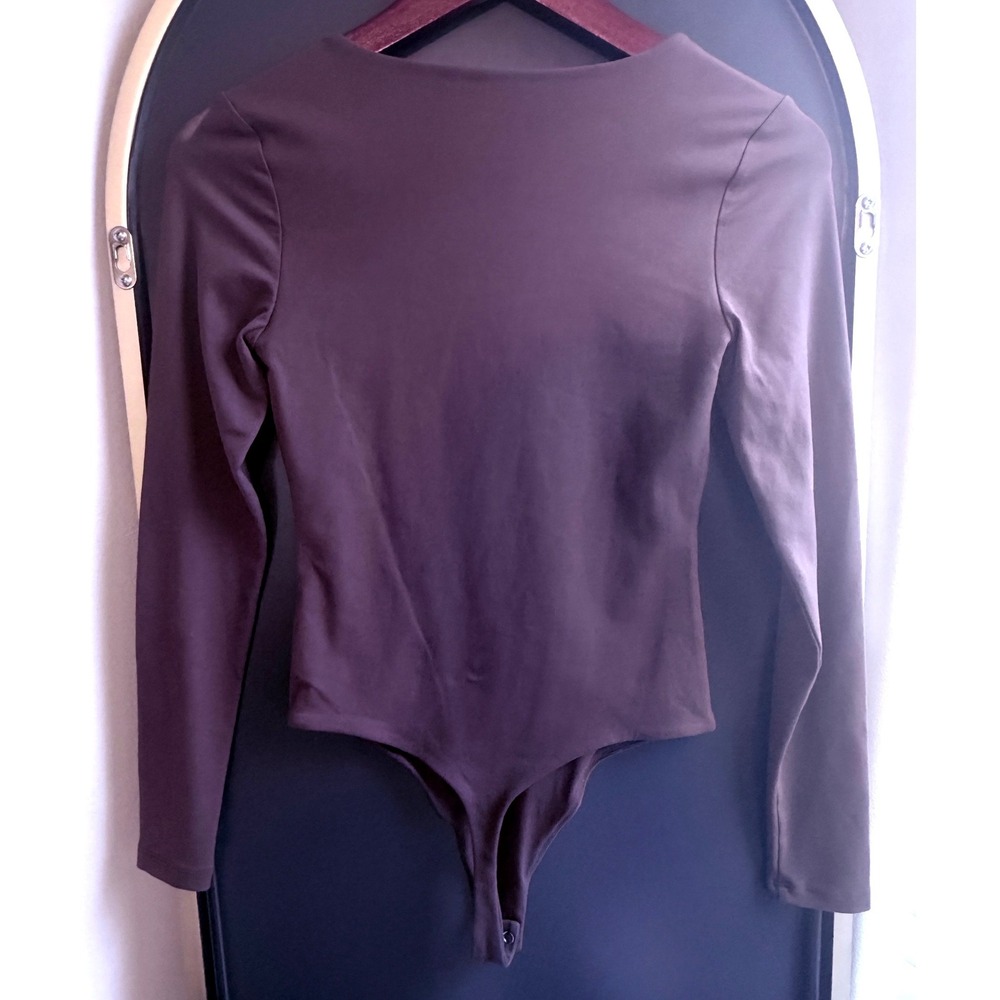 Nuuds Womens XS Brown Long Sleeve Scoop Neck Thong Bodysuit Minimalist Neutral - Picture 2 of 6
